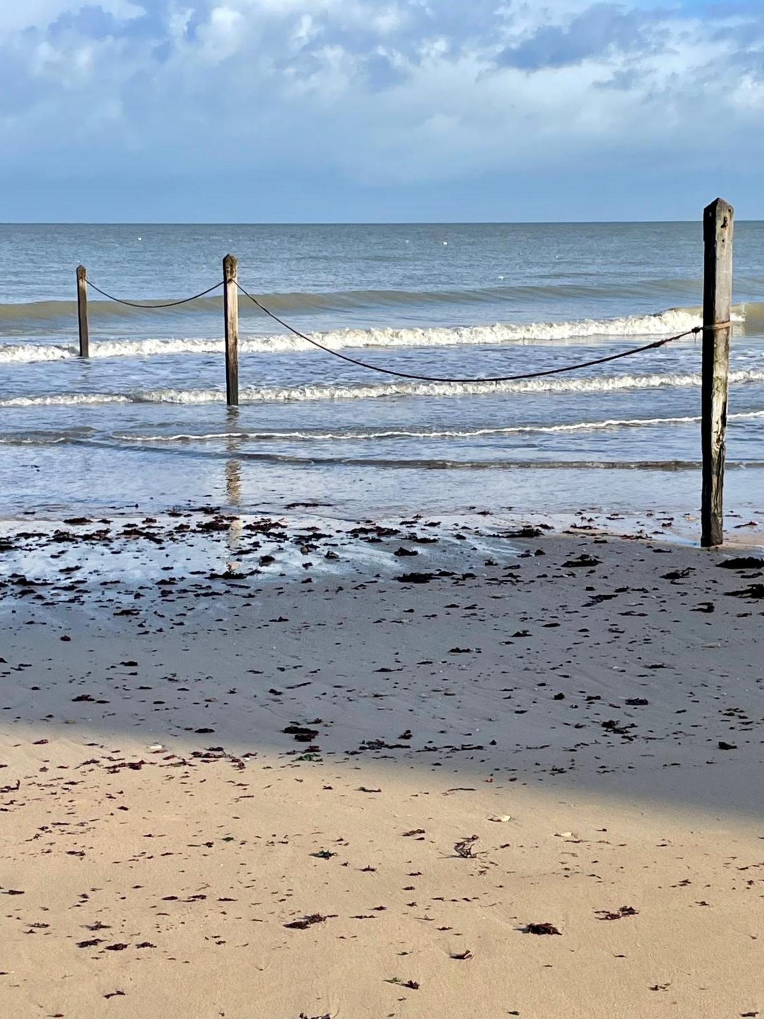 Saint-Aubin-Sur-Mer: Bel Appartement Traversant エクステリア 写真
